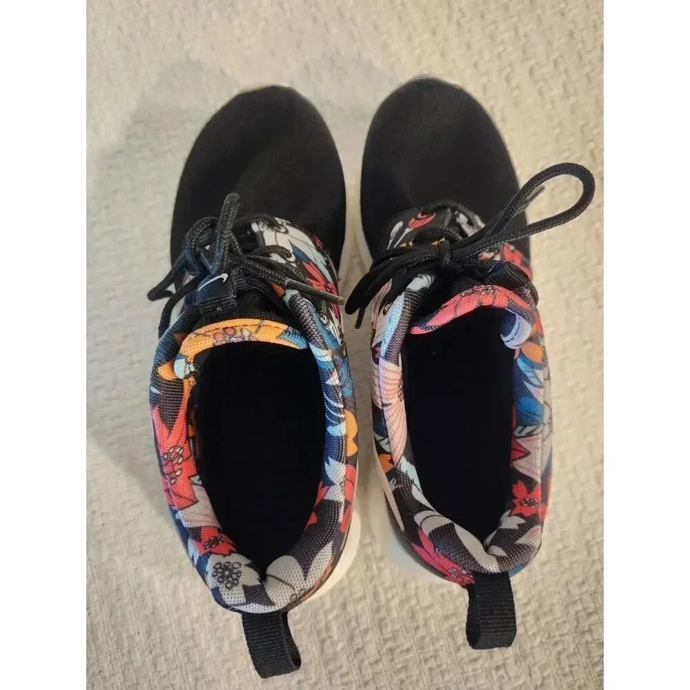 NIKE Women's ROSHE RUN ONE PRINT - ALOHA - Sz 6
